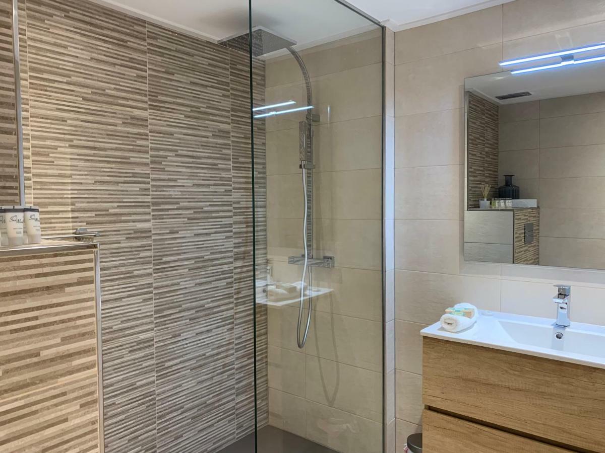 Nuevo y lujoso apartamento en Marbella Centro a pie de playa 625 Exterior foto
