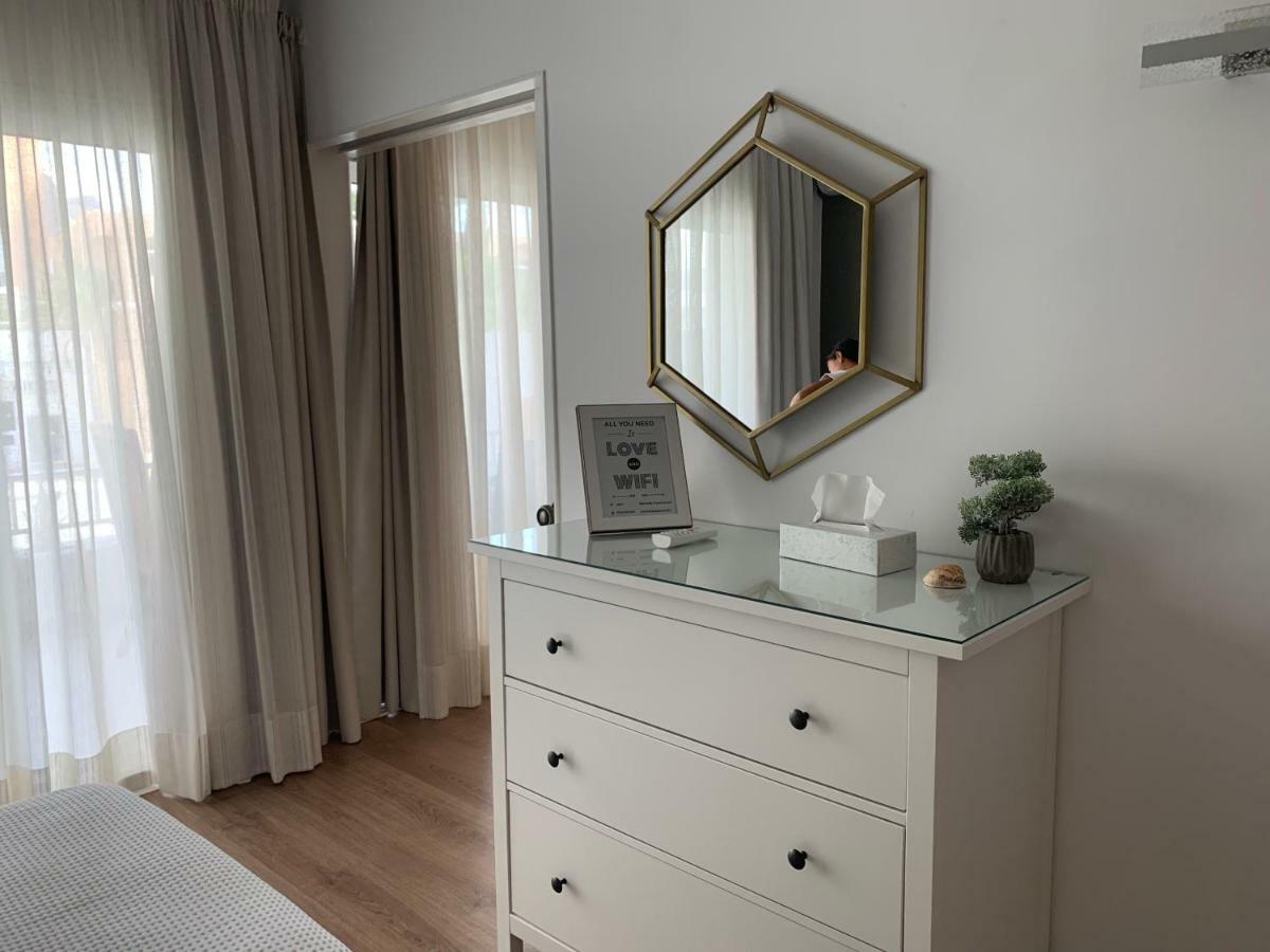 Nuevo y lujoso apartamento en Marbella Centro a pie de playa 625 Exterior foto