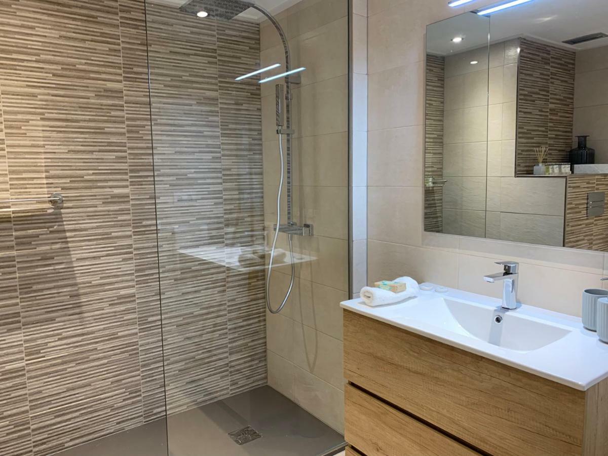 Nuevo y lujoso apartamento en Marbella Centro a pie de playa 625 Exterior foto